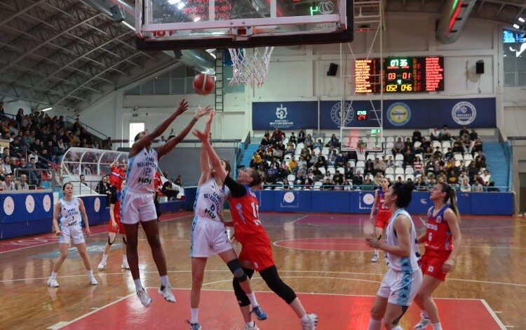 İzmitli Periler final yoluna