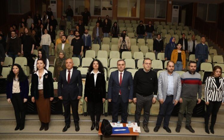 ERÜ’de çocuklar için panel ERÜ’de çocuklar için panel