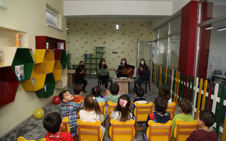 Kayseri Büyükşehir’den miniklere konser