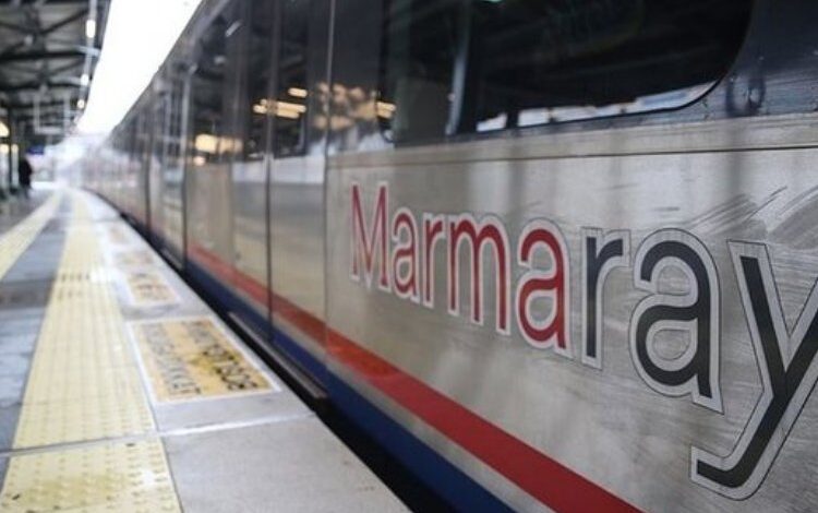 Marmaray’da intihar girişimi… Seferler gecikmeli yapılıyor!