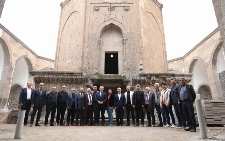 Kayseri Melikgazi meclis üyeleri çalışmaları inceledi