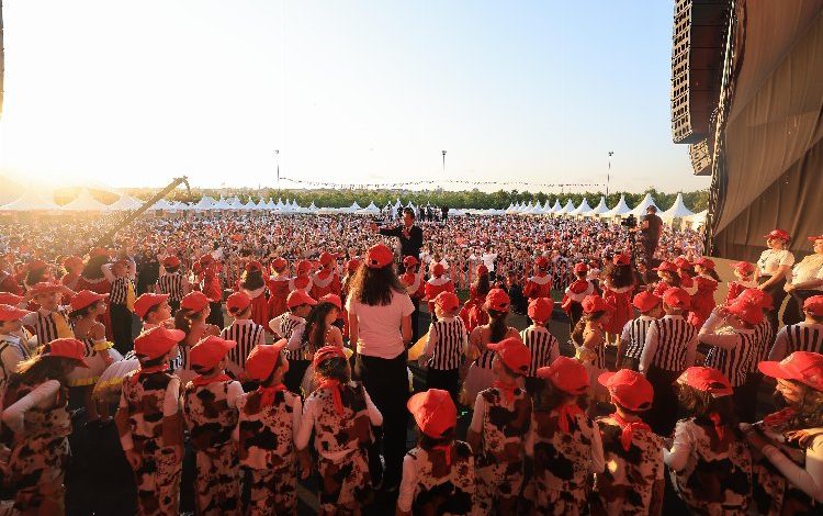 Miniklerin mezuniyet coşkusu Miniklerin mezuniyet coşkusu