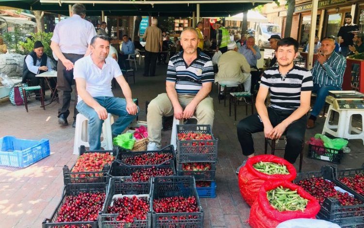 Bursa’da köylüler enflasyona karşı direnmeye çalışıyor (ÖZEL HABER)