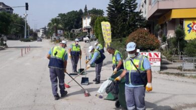 Hatay asrın felaketinde temizlik hizmetini sürdürüyor