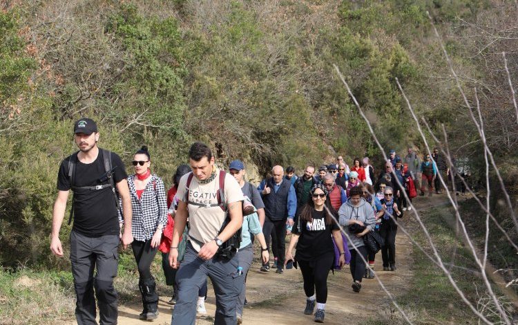 Bizim Köy Doğa Yürüyüşünde tohum topları toprakla buluştu 