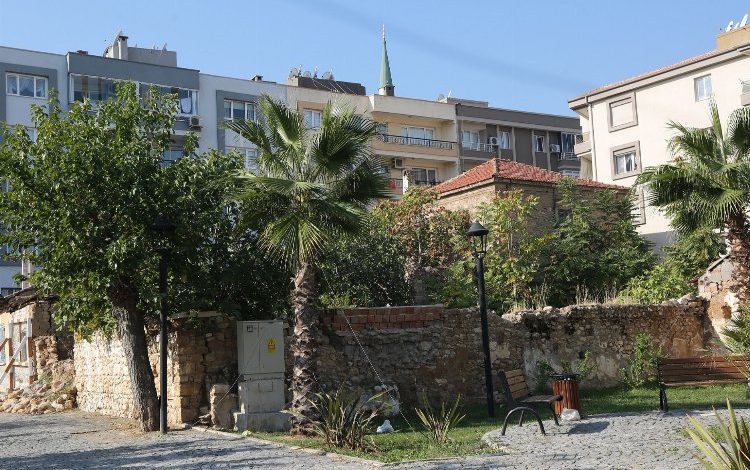 İzmir Gaziemir’de en eski yapı yenileniyor