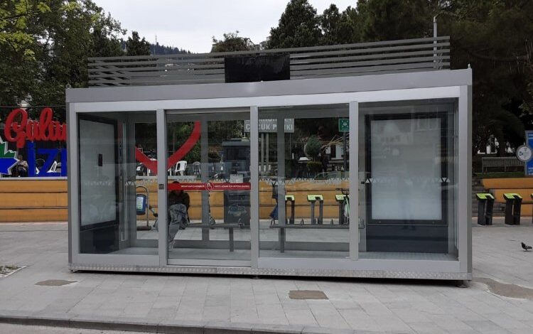 Kocaeli’de klimalı modern duraklar yaygınlaşıyor Kocaeli’de klimalı modern duraklar yaygınlaşıyor