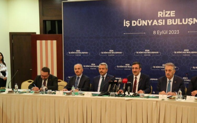 Cevdet Yılmaz’dan Rize övgüsü