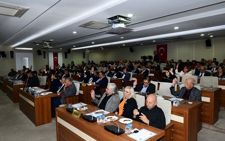 İzmir Karabağlarda’da sel mağdurlarına nakdi yardım İzmir Karabağlarda’da sel mağdurlarına nakdi yardım