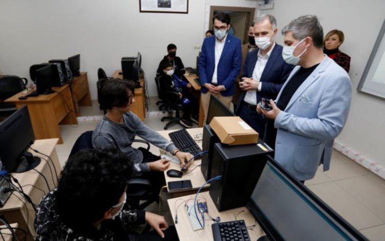 Bursa İnegöl’de geleceğin yönetmenleri İNESMEK’te yetişiyor Bursa İnegöl’de geleceğin yönetmenleri İNESMEK’te yetişiyor