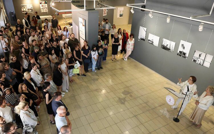 Dokuz Eylül’de Güzel Sanatlar öğrencilerinden ‘Z Raporu’! Dokuz Eylül’de Güzel Sanatlar öğrencilerinden ‘Z Raporu’!