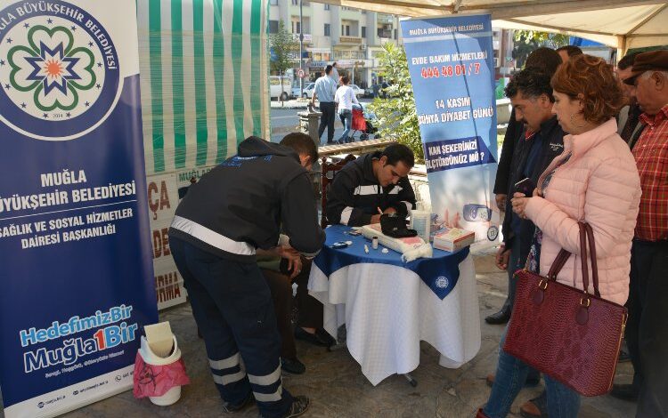 Muğla Büyükşehir’den ücretsiz şeker ölçümü Muğla Büyükşehir’den ücretsiz şeker ölçümü