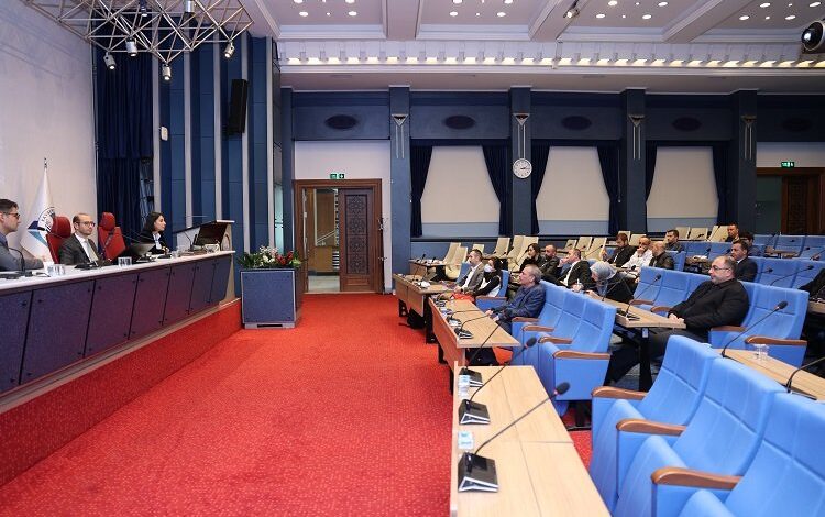 Kayseri Büyükşehir’den personele ‘e-devlet’ sunumu Kayseri Büyükşehir’den personele ‘e-devlet’ sunumu