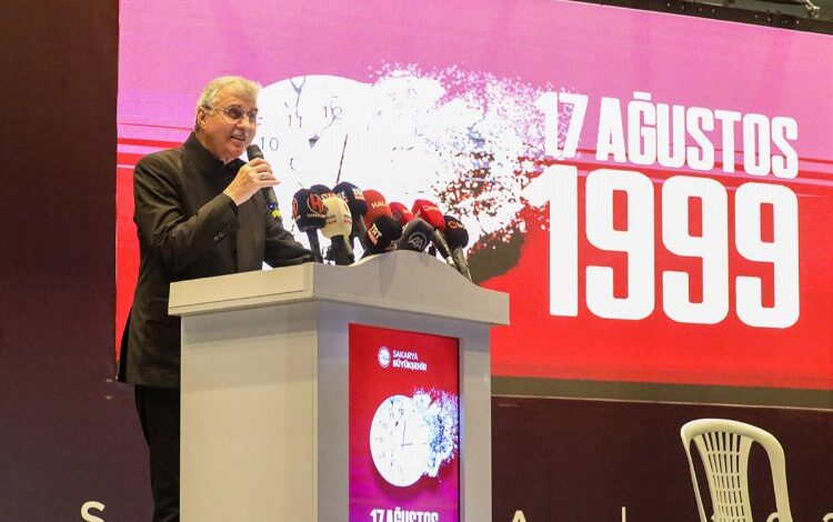 Sakarya’da saat 03.02’de ‘dönüşüm’ vurgusu Sakarya’da saat 03.02’de ‘dönüşüm’ vurgusu