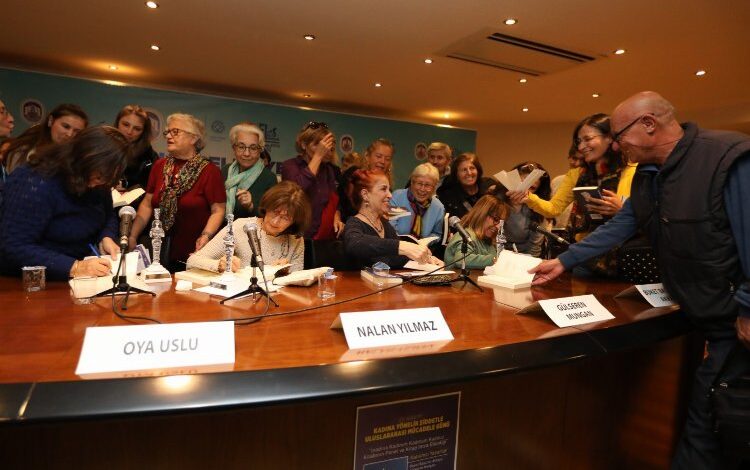 Kadın yazarlar Efes Selçuk’ta buluştu Kadın yazarlar Efes Selçuk’ta buluştu