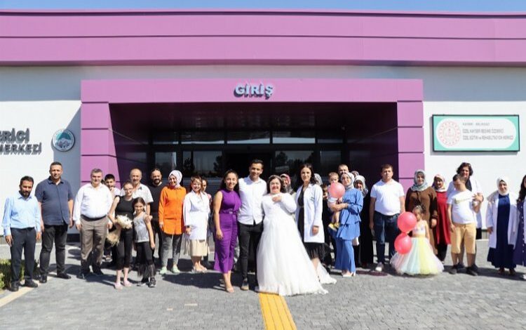 Kayseri Büyükşehir Büşra’yı hayallerine kavuşturdu Kayseri Büyükşehir Büşra’yı hayallerine kavuşturdu