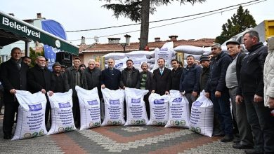 Bursa Büyükşehir’den besiciye yem desteği