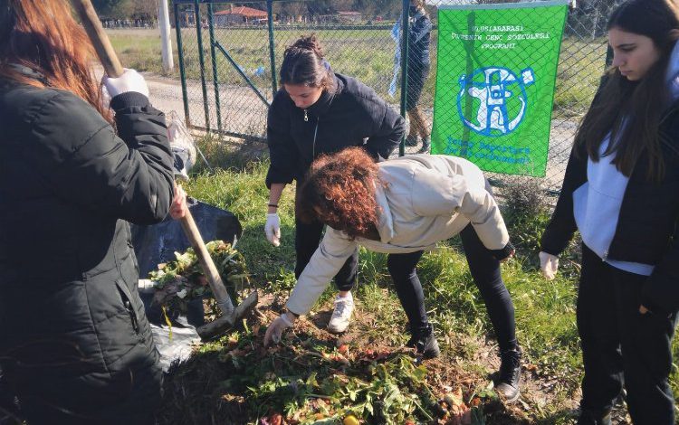 Çevrenin Genç Sözcüleri, karbon çiftliğine ilk harcı koydu