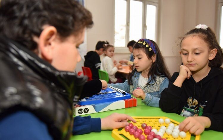 Bursa Yıldırım’da çocuklar eğlenerek, öğreniyor