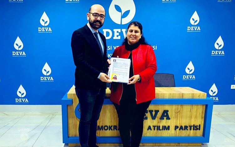 Diyarbakır’da Melis Kandemir DEVA’dan aday adayı oldu