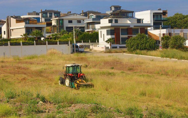 İzmir Güzelbahçe’den bahar temizliği