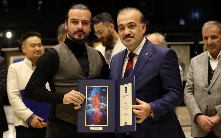 Kocaeli’de Uluslararası Sezai Karakoç Sergisi açıldı Kocaeli’de Uluslararası Sezai Karakoç Sergisi açıldı