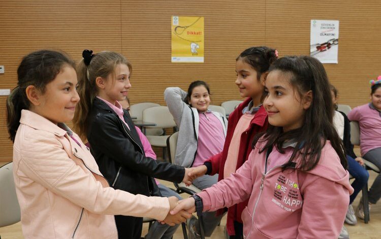 Sakarya’da öğrenciler ‘sosyal gelişim’ için buluştu