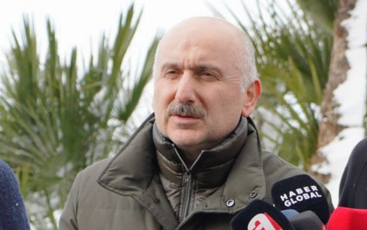 Bakan Karaismailoğlu: “İstanbul’da tüm yollar trafiğe açılmıştır”