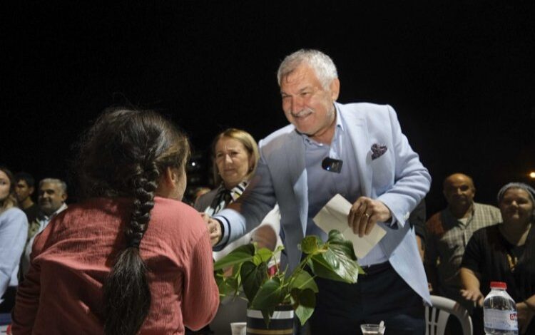 Adana’da Başkan Zeydan Karalar Sarıçamlılarla buluştu Adana’da Başkan Zeydan Karalar Sarıçamlılarla buluştu