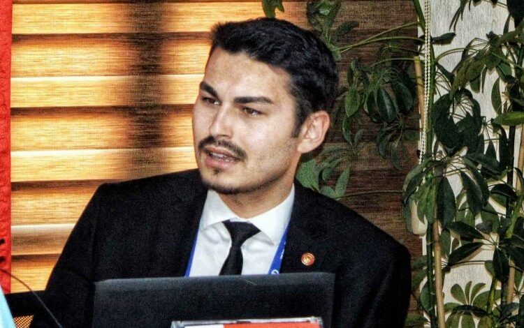 Kahramanmaraşlı genç gazeteciye TBB’de yeni görev Kahramanmaraşlı genç gazeteciye TBB’de yeni görev