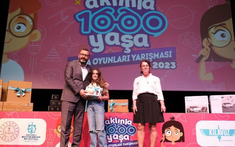‘Aklınla 1000 Yaşa’nın kazananları ödüllerini aldı