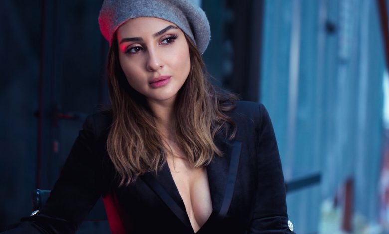 Eskimeyen şarkıların yeni assolisti Merve Demir Eskimeyen şarkıların yeni assolisti Merve Demir