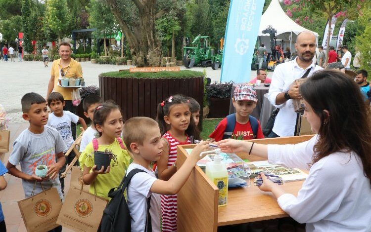 Sakarya’daki peyzaj fuarında Kocaeli ilgisi Sakarya’daki peyzaj fuarında Kocaeli ilgisi