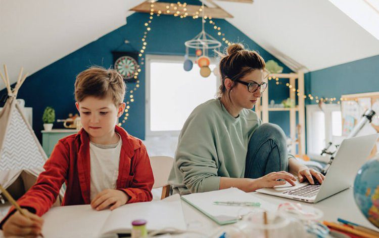 Şirketlerin yüzde 55’i evden çalışıyor Şirketlerin yüzde 55’i evden çalışıyor