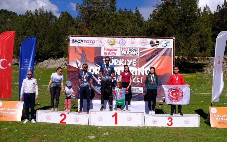 Bostanlısporlu yine Türkiye Şampiyonu Bostanlısporlu yine Türkiye Şampiyonu