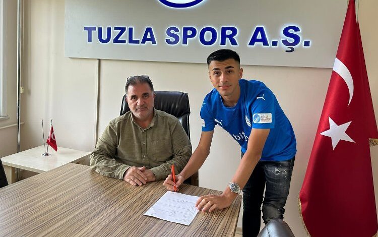 Gebze Altınordu’dan Tuzlaspor’a profesyonel imza Gebze Altınordu’dan Tuzlaspor’a profesyonel imza