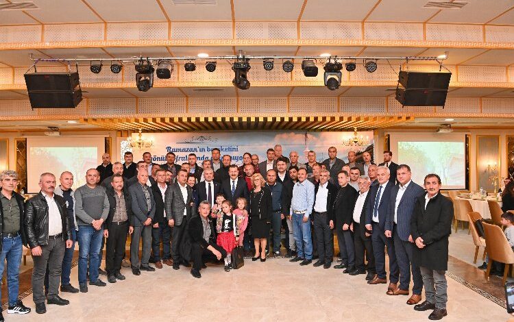 Başkan Yılmaz, Körfez’de muhtarlarla buluştu Başkan Yılmaz, Körfez’de muhtarlarla buluştu