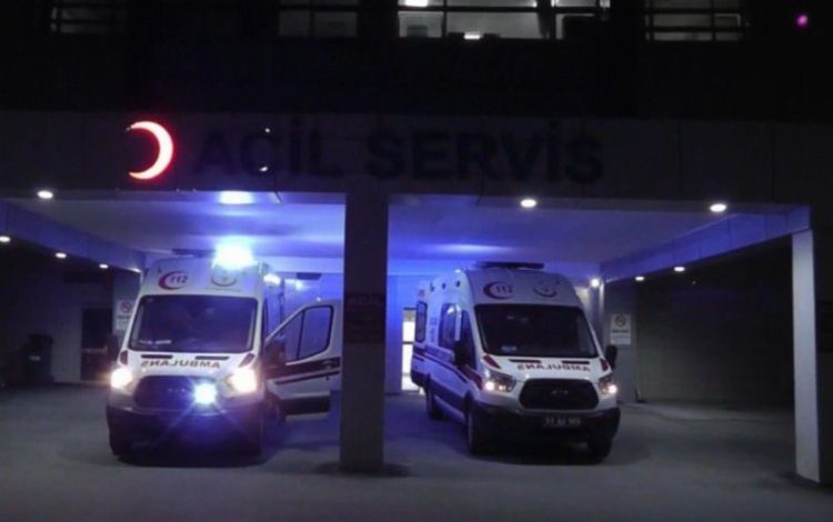 14 yaşındaki kız üçüncü kattan düştü 14 yaşındaki kız üçüncü kattan düştü