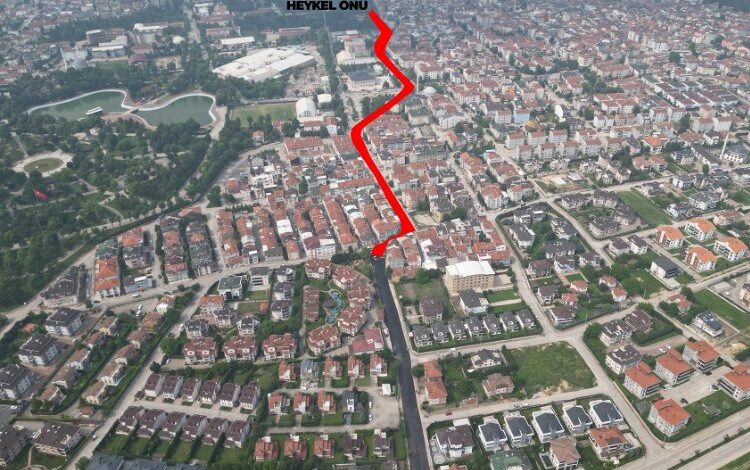 Bursa İnegöl’de Park Caddesi’nde asfaltı sil baştan Bursa İnegöl’de Park Caddesi’nde asfaltı sil baştan