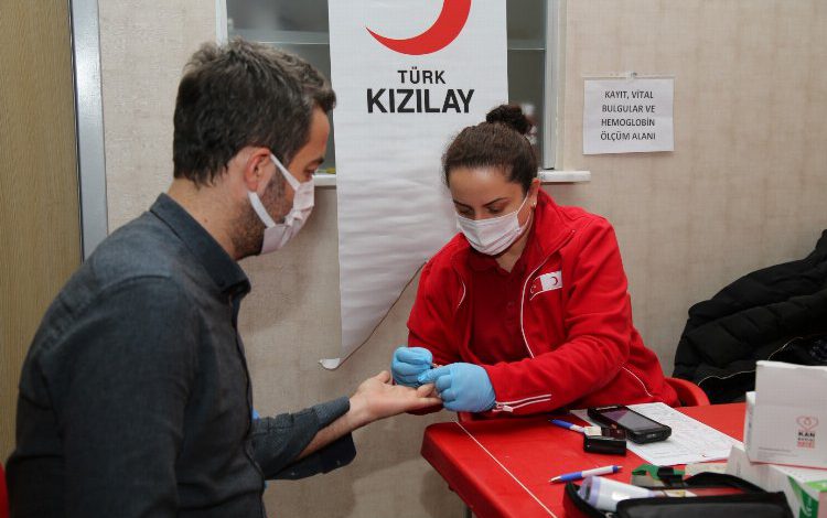 Kocaeli Büyükşehir’den Kızılay kan bağışına destek Kocaeli Büyükşehir’den Kızılay kan bağışına destek