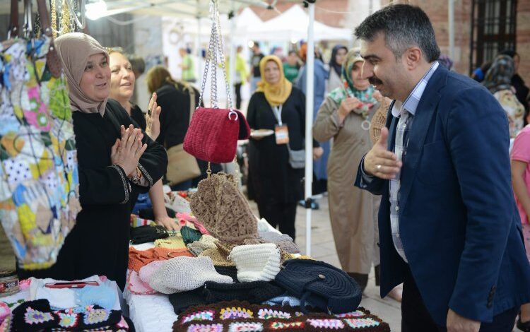 Bursa Yıldırım’da el emekleri göz kamaştırdı Bursa Yıldırım’da el emekleri göz kamaştırdı