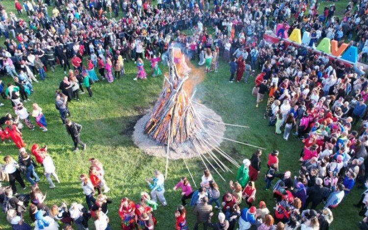 Edirne’de Kakava ateşi yandı Edirne’de Kakava ateşi yandı