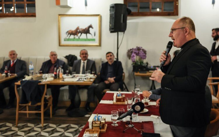 Sivas’ta Başkan Bilgin muhtarlarla buluştu