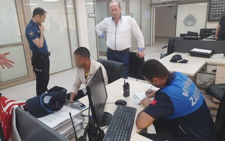 Duygu tacirinin oyununu Kocaeli Büyükşehir zabıtası bozdu Duygu tacirinin oyununu Kocaeli Büyükşehir zabıtası bozdu