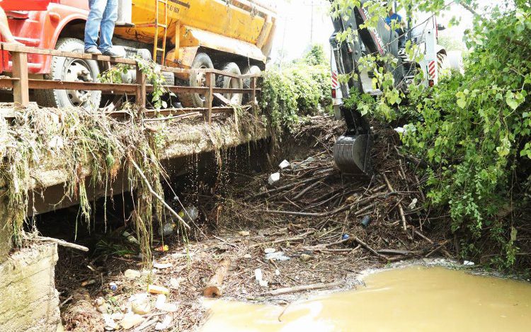 Sakarya Büyükşehir afet mesaisinde