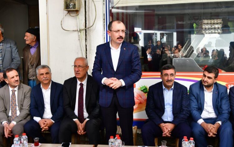 Bakan Muş: Türkiye üreterek, ihracatla büyümek istiyor Bakan Muş: Türkiye üreterek, ihracatla büyümek istiyor