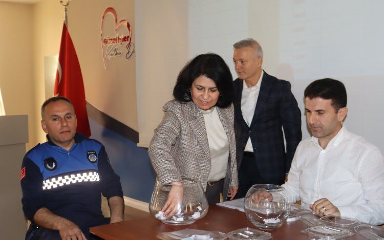 Tüysüzler Pazarı için kura çekimi