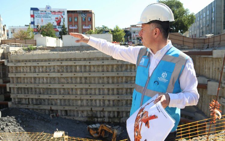 Başkan Büyükakın, 1 Mayıs’ta deprem emekçilerini unutmadı