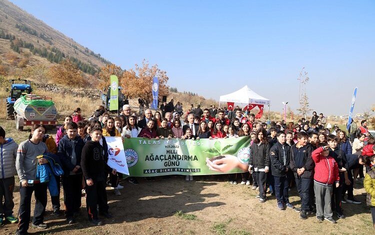 Kayseri Talas’ta yemyeşil şenlik