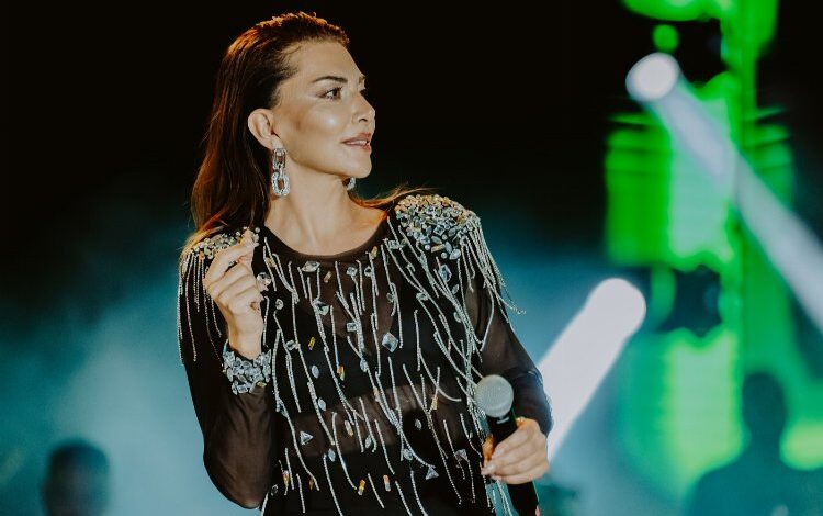 Ebru Yaşar GastroANTEP’te sahne aldı Ebru Yaşar GastroANTEP’te sahne aldı